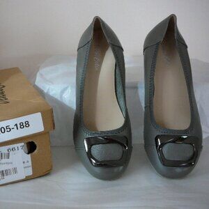Venus Celia Women's Gray Slip On Buckle Dance Flats Round Toe-Size 7.5M EUR-39